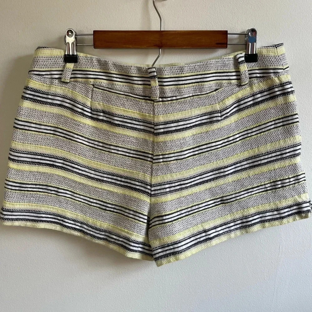 LOFT Riviera Linen Short - Picture 2 of 5